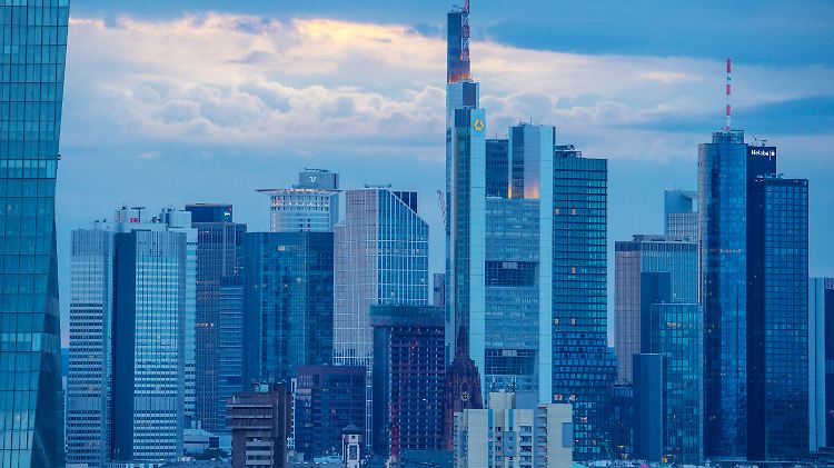 Banken-Exodus zum Brexit: Viele Banken bereiten ihren Umzug von London nach Frankfurt am Main vor: