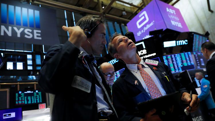Gespanntes Warten auf relevante Nachrichten an der New Yorker Börse.