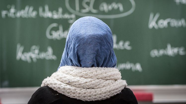 Islamverbände kritisieren das neue Rechtsgutachten als "Islambashing".