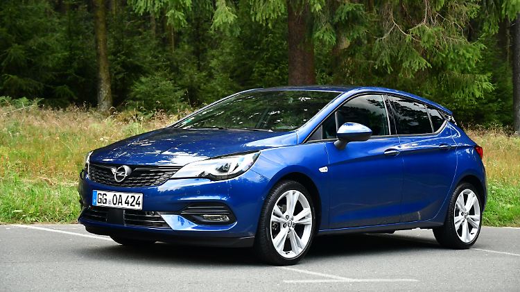 Mit einem Facelift läutet der Opel Astra die nächsten zwei Jahre ein, bis er von einem Astra mit PSA-Genen abgelöst wird.