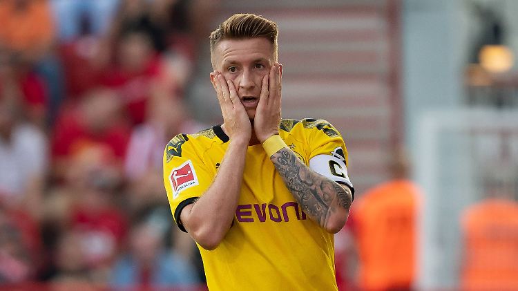 Marco Reus kann es nicht fassen: Seine Dortmunder verlieren völlig verdient bei Union Berlin.