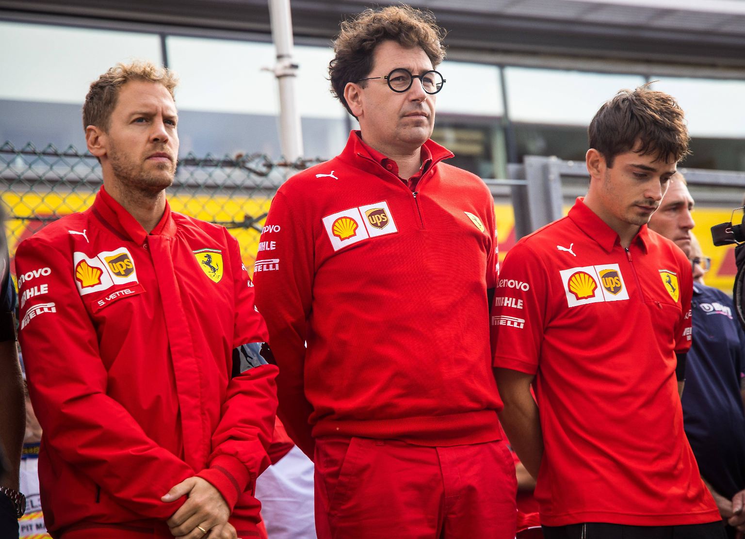Die Motorsportszene steht unter Schock. Fahrer, Teams und Verantwortliche müssen ein neues Todesopfer betrauern.