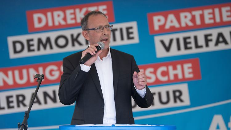 Urban kündigt an, dass die Partei den Gerichtsweg bestreiten will.