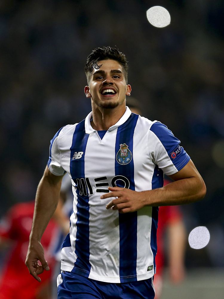 André Silva spielte bereits beim FC Porto mit Sturmpartner Goncalo Paciencia zusammen.
