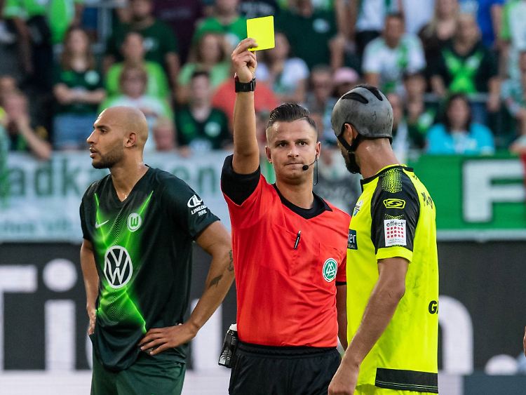 Gut bedinet: Paderborns Klaus Gjasula.