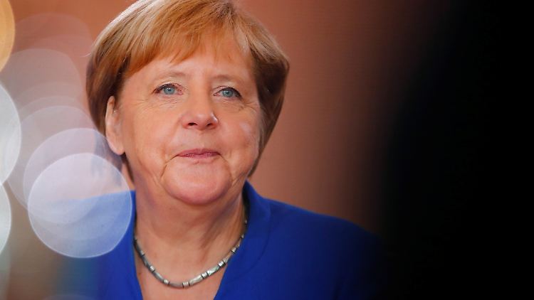 Ein Hongkong-Abstecher ist nicht geplant: Merkel vor dem Abflug nach Peking.