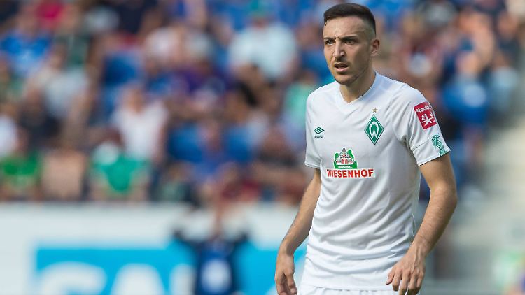 Hinrunde beendet: Werders-Mittelfeldspieler Kevin Möhwald muss operiert werden.
