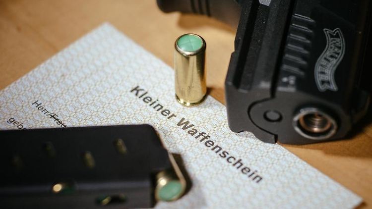 Mehr als 652.000 Kleine Waffenscheine waren im September 2019 im Nationalen Waffenregister vermerkt.