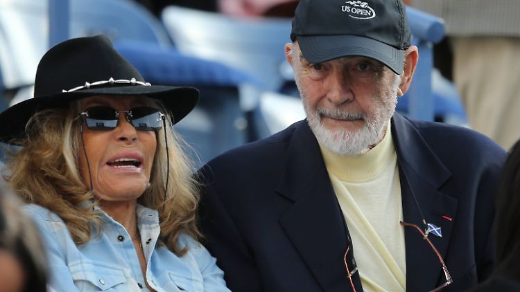 Sean Connery und seine Frau Micheline Roquebrune haben seit den 1990er-Jahren ein Anwesen auf der Insel New Providence.