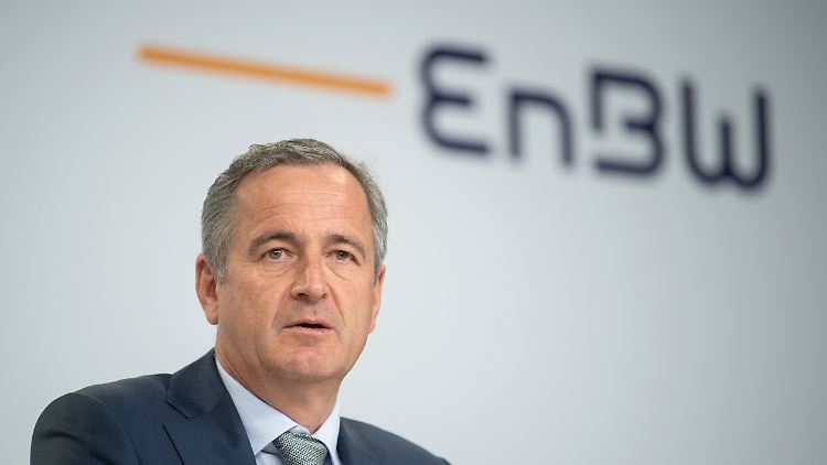 Damit umweltfreundlicher Strom jederzeit verfügbar ist, müsste sich die Zahl der Solar- und Windanlagen verdoppeln, meint EnBW-Chef Mastiaux.