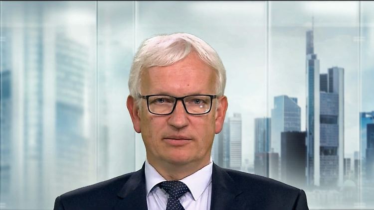 resch nach suv-unfall.jpg