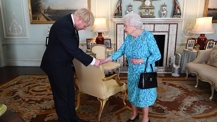 Queen Elizabeth nimmt auf die Politik von Premierminister Johnson keinen Einfluss.