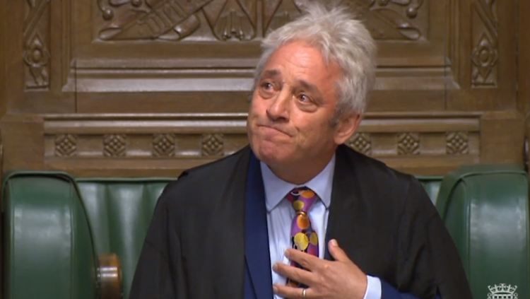 Sichtlich gerührt kündigte Bercow seinen Rücktritt an - und bekam Applaus von vielen Abgeordneten.