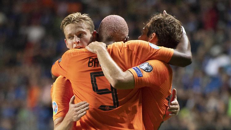 Die Niederlande lässt dem Sieg gegen Deutschland einen weiteren gegen Estland folgen.