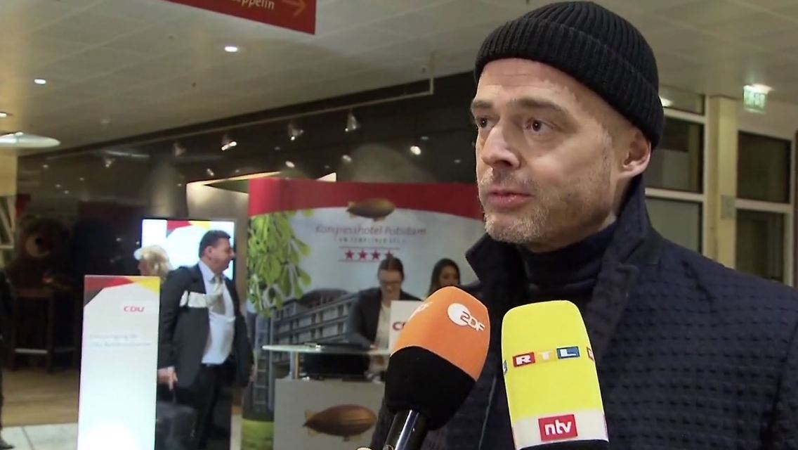 kranke politiker mohring.JPG