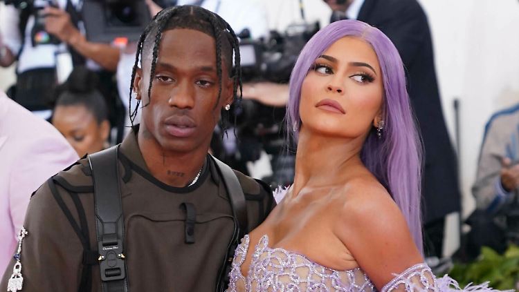 Travis Scott und Kylie Jenner sind seit 2017 ein Paar. Sie haben eine gemeinsame Tochter.