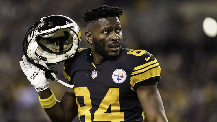 Antonio Brown lässt über seine Anwälte ausrichten, dass die "sexuellen Handlungen einvernehmlich" geschehen seien.