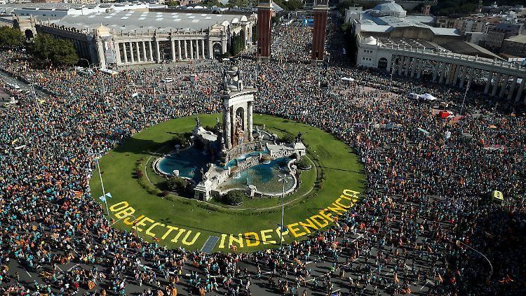"Ziel Unabhängigkeit" ist das Motto der Demonstration in diesem Jahr.