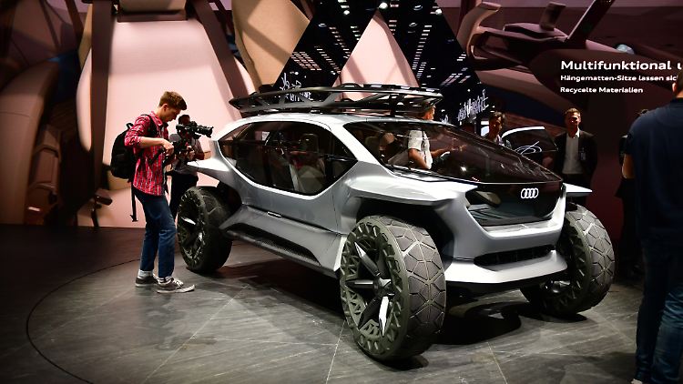 Weit von der Serie entfernt ist die Audi Studie AI:Trail Concept