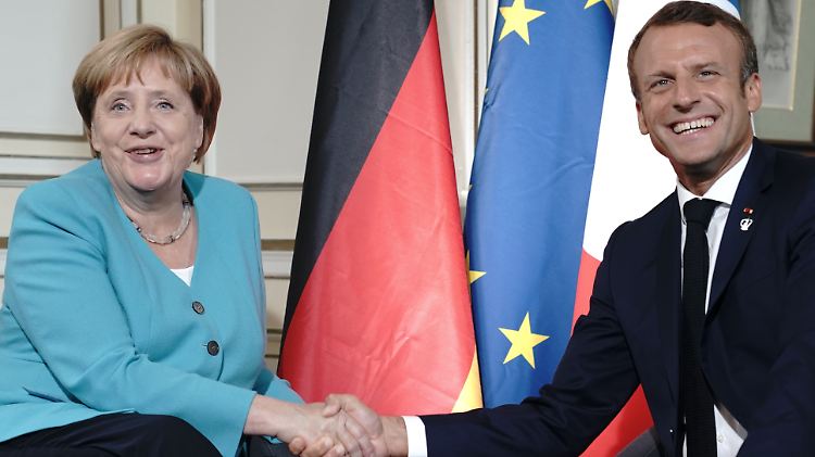 Gibt es bald eine "europäische Flüchtlingspolitik"? Merkel und Macron haben Ende August in Biarritz darüber gesprochen, nun könnte es bereits konkrete Quoten geben. 