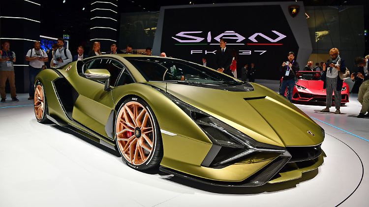 Auf der IAA 2019 stellt Lamborghini den exklusiven Sián vor.