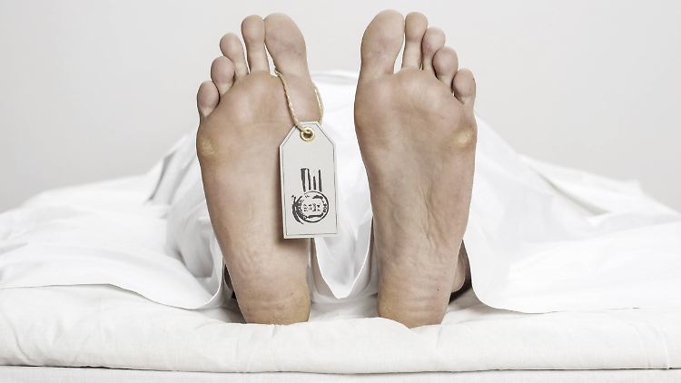 Auch ein Jahr nach dem Tod noch aktiv: Australische Wissenschaftler erforschen Bewegungen bei menschlichen Leichen.