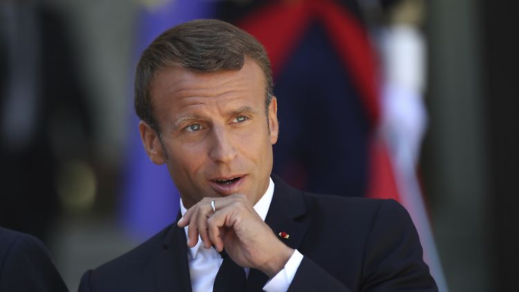 Frankreichs Präsident Emmanuel Macron macht mehr Schulden als erwartet.