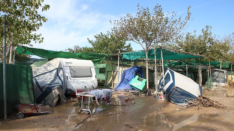 In einigen Orten Spaniens fielen innerhalb von nur 15 Stunden mehr als 600 Liter Regen pro Quadratmeter.