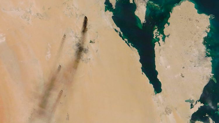 Die Rauchwolken über dem östlichen Königreich waren auch auf Satellitenbildern gut zu erkennen.