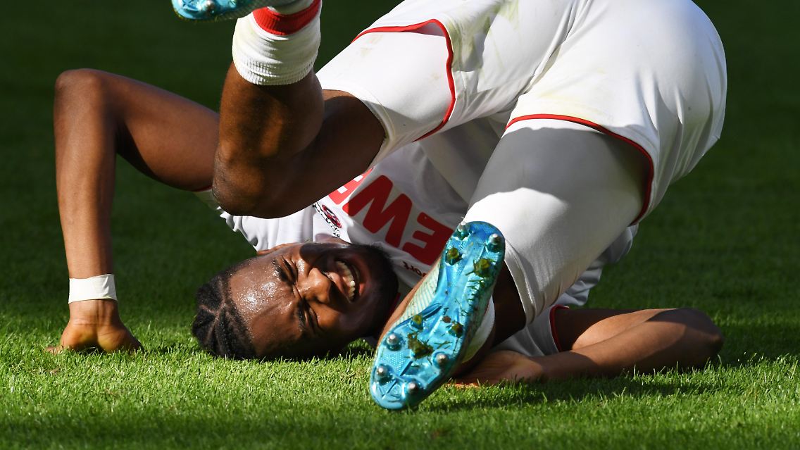 1. FC Köln - Borussia Mönchengladbach 0:1 (0:1).
