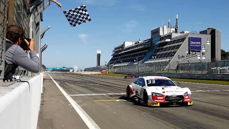 Rene Rast ist zum zweiten Mal nach 2017 Champion in der DTM.