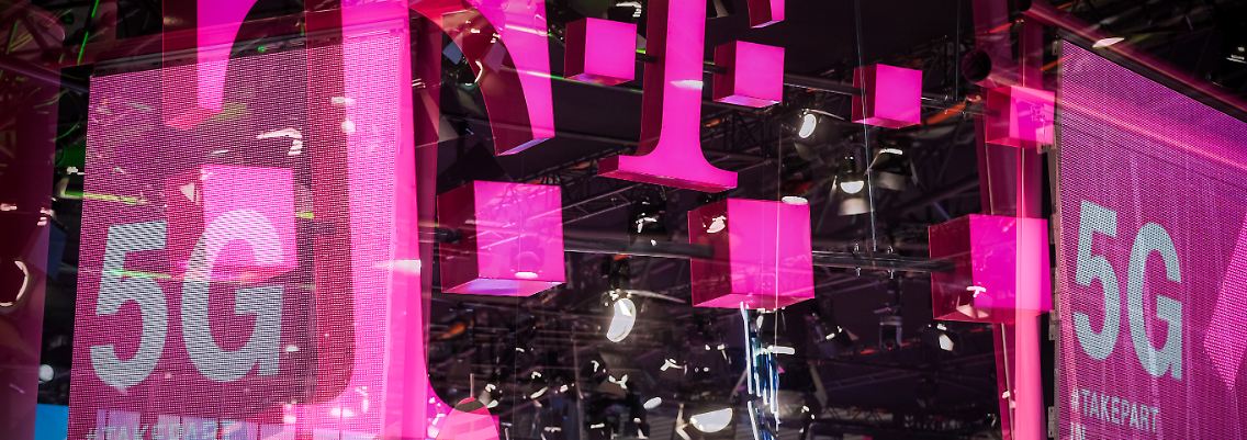 Die Telekom plagen unter anderem hohen Kosten für die 5G-Mobilfunkauktion in Deutschland.