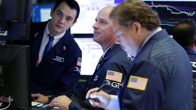 Bange Blicke an der Wall Street.