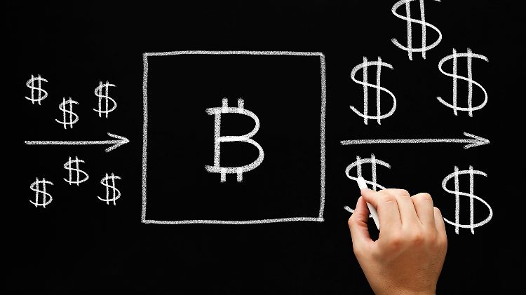 "Die Bitcoin-Menge ist nicht von Menschenhand veränderbar", sagt Krypto-Experte Markus Miller. Das kommt offenbar gut an.