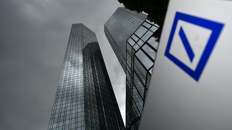 Die Deutsche Bank soll unerlaubt sogenannte Nachranganleihen gekauft haben.