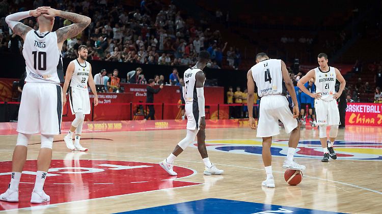 Nach dem peinlichen Auftritt gegen den Außenseiter Dominikanische Republik blieb den deutschen Basketballern nur Kopfschütteln.