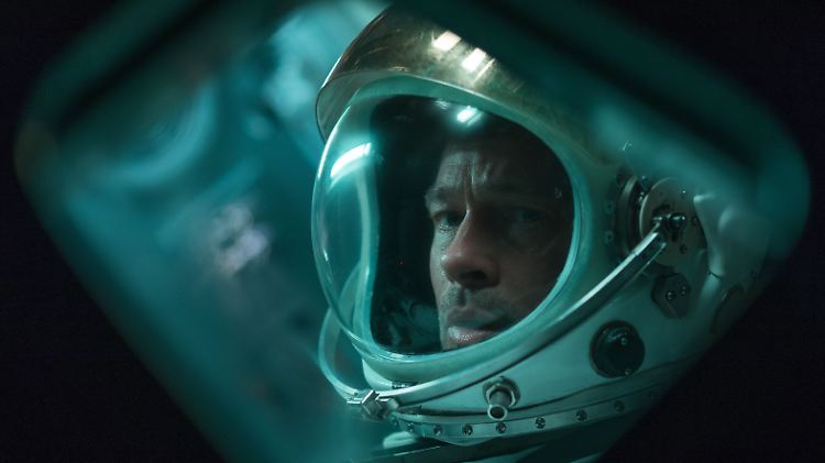 Gute Reise: Brad Pitt als Astronaut Roy McBride in "Ad Astra".