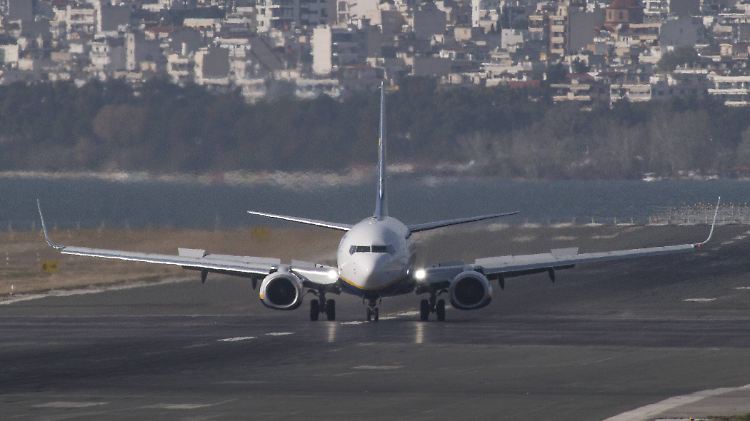 Eine Ryanair-Maschine im griechischen Thessaloniki.