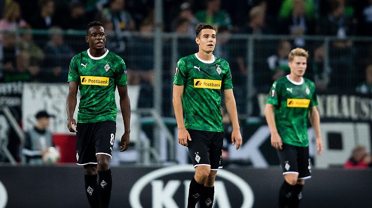 Maximale Ratlosigkeit: Borussia Mönchengladbach verpatzte den Start in die Europa-League-Saison.