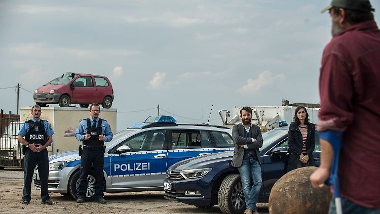 Der wohl langsamste Fluchtversuch aller Zeiten endet nach wenigen Metern in den Armen der Polizei..