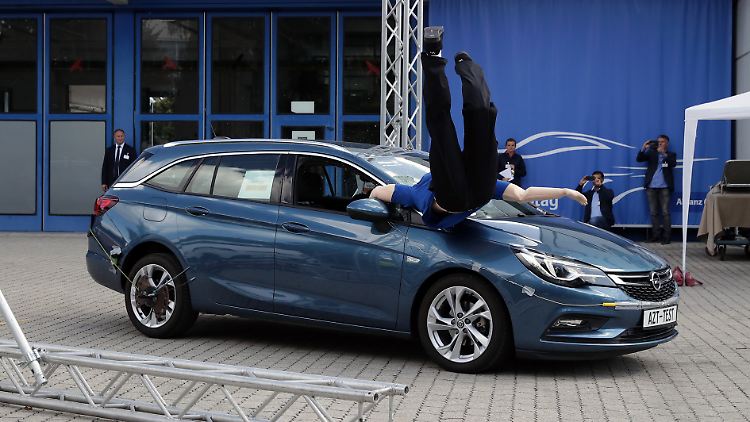 War der Fahrer zu schnell unterwegs? Das Auslesen der Daten könnte Antworten geben.