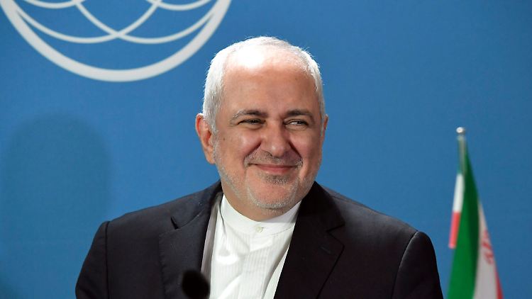 Der iranische Chefdiplomat Mohammed Dschawad Sarif stellt ein Treffen mit Diplomaten aus Deutschland, Frankreich und weiteren Ländern in Aussicht.
