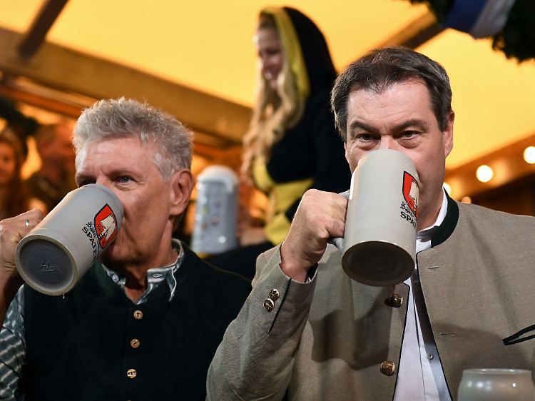 Lokalpolitischer Pflichttermin: Münchens Oberbürgermeister Dieter Reiter (l.) und Bayerns Ministerpräsident Markus Söder.