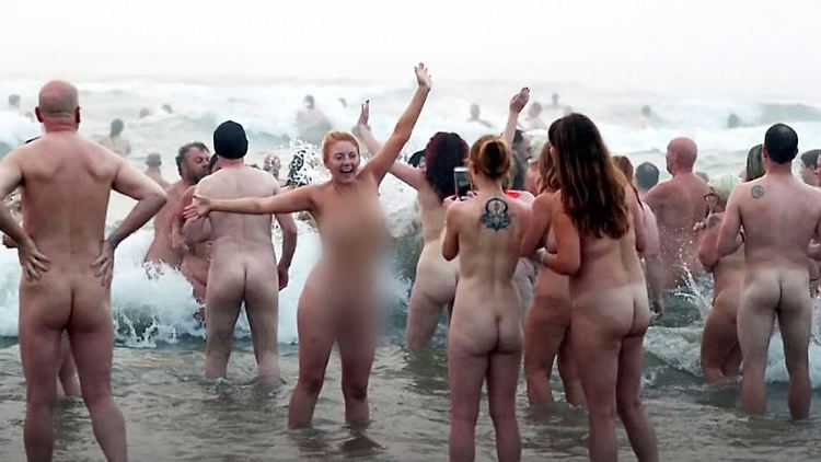 Briten Skinny Dip Nordsee.JPG