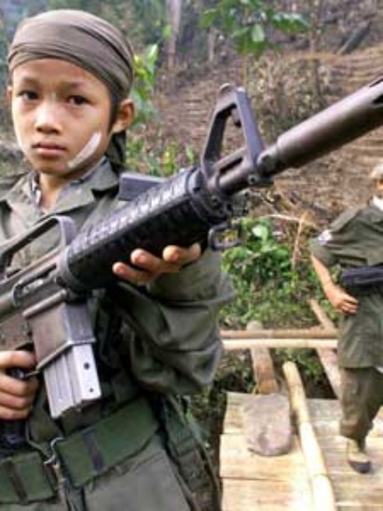 In zwölf Ländern gibt es extrem viele Kindersoldaten: Kongo, Burundi, Myanmar, Elfenbeinküste, Somalia, Sudan, Tschad, Uganda, Philippinen, Kolumbien, Nepal und Sri Lanka.