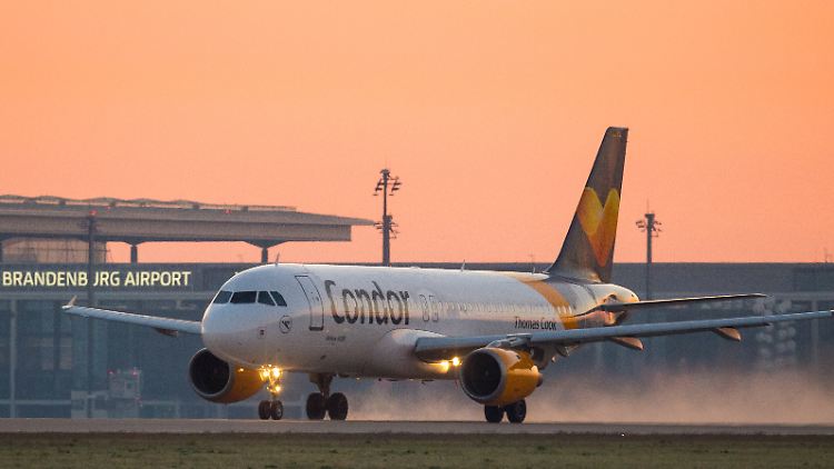 Derzeit beraten mehrere Ministerien darüber, ob Condor ein Überbrückungskredit gewährt werden soll.