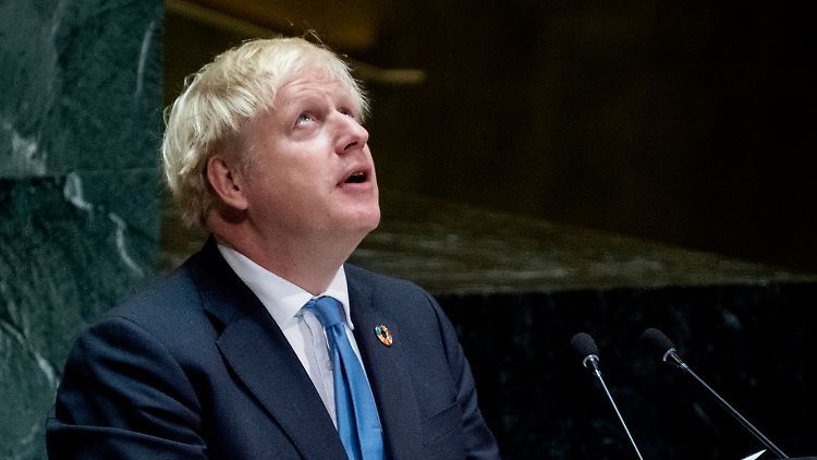 Trotz herber Niederlage: Seinen Posten will Boris Johnson nicht räumen.