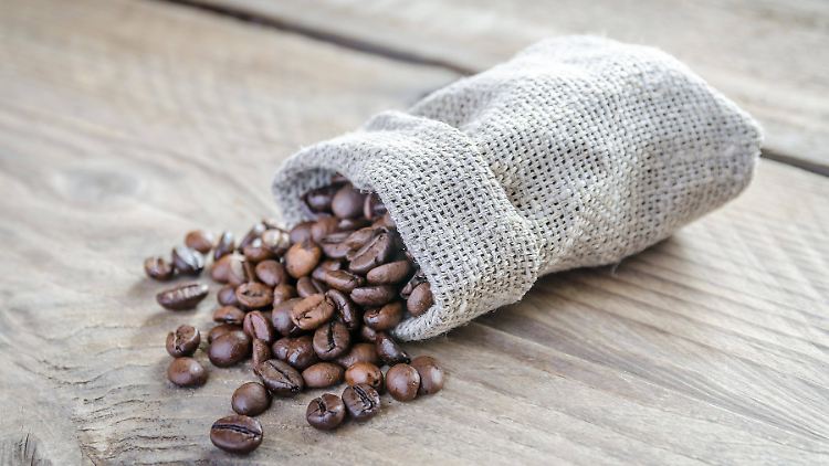 Der Rohstoff ist immer derselbe - die Kaffeebohne.