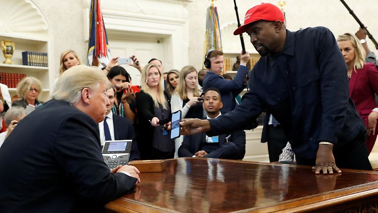 Kanye West und Donald Trump 2018 im Weißen Haus.