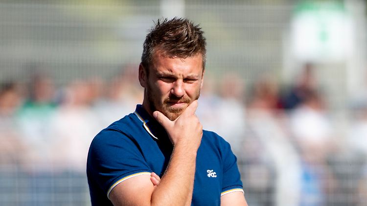 Die neunte Niederlage im zehnten Spiel war Kwasnioks letzte als Trainer in Jena.